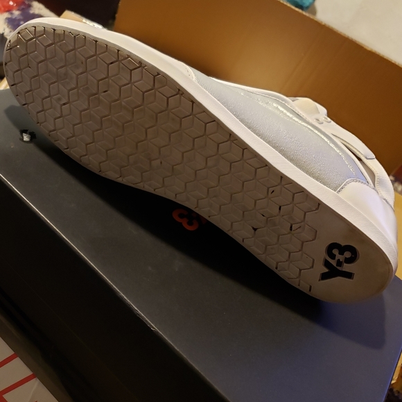 Y-3 Kazuhiri Adidas - Picture 4 of 5